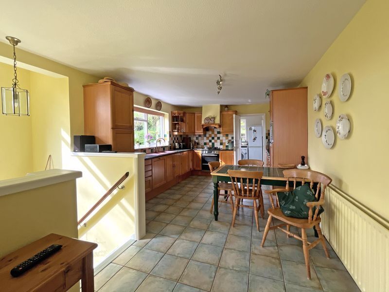 Bickwell Valley, Sidmouth Image 9