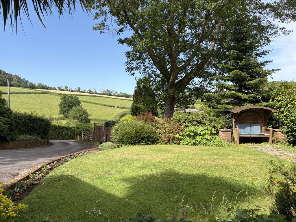Bickwell Valley, Sidmouth Image 21