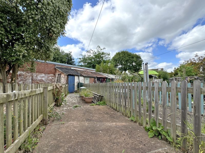 Lawn Vista, Sidmouth Image 10