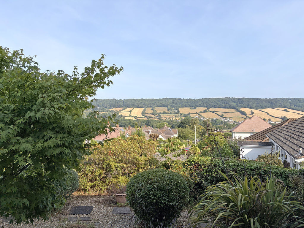 Newlands Close, Sidmouth Image 1