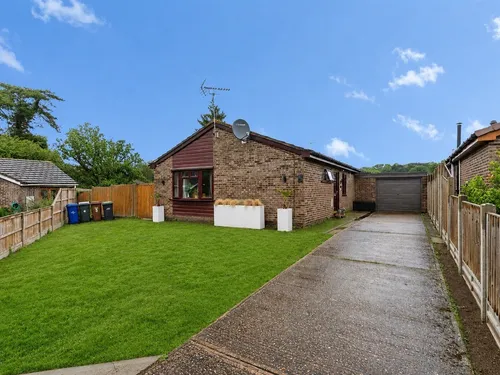 Stuart Close, Brandonphoto