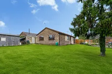 Stuart Close, Brandon