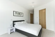 Bywell Place, E16 photo 4