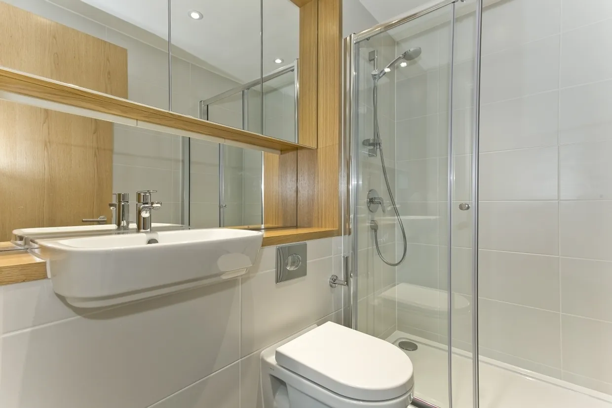 Bywell Place, E16 photo 5