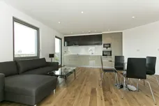 Bywell Place, E16 photo 9