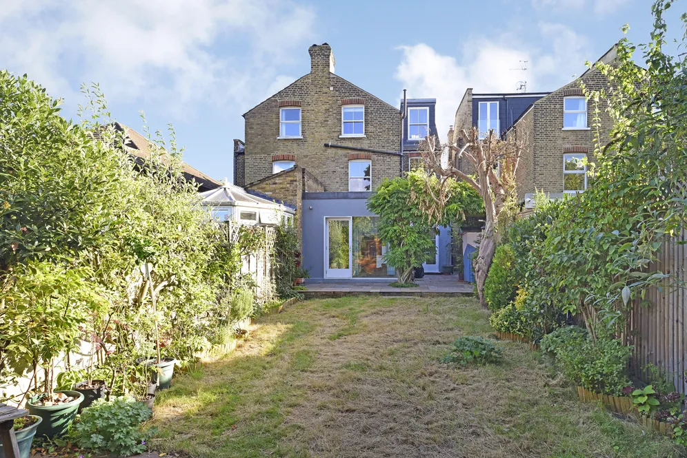 Haydon Park Road, London, SW19 photo 9