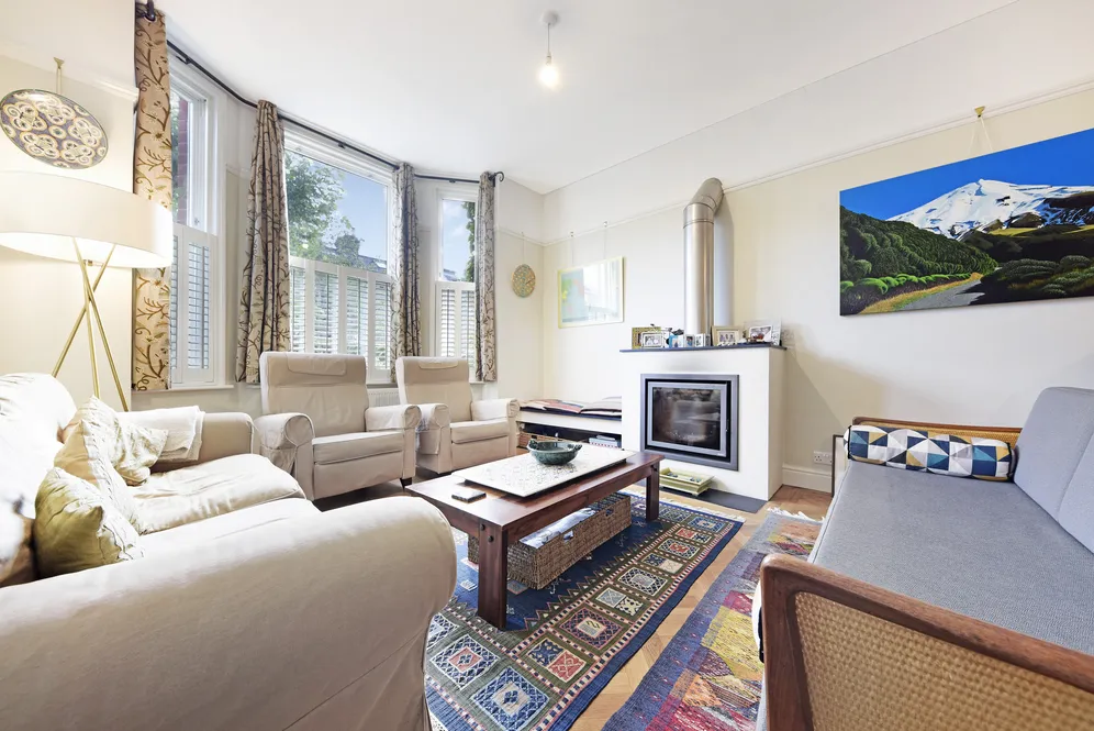 Haydon Park Road, London, SW19 photo 12