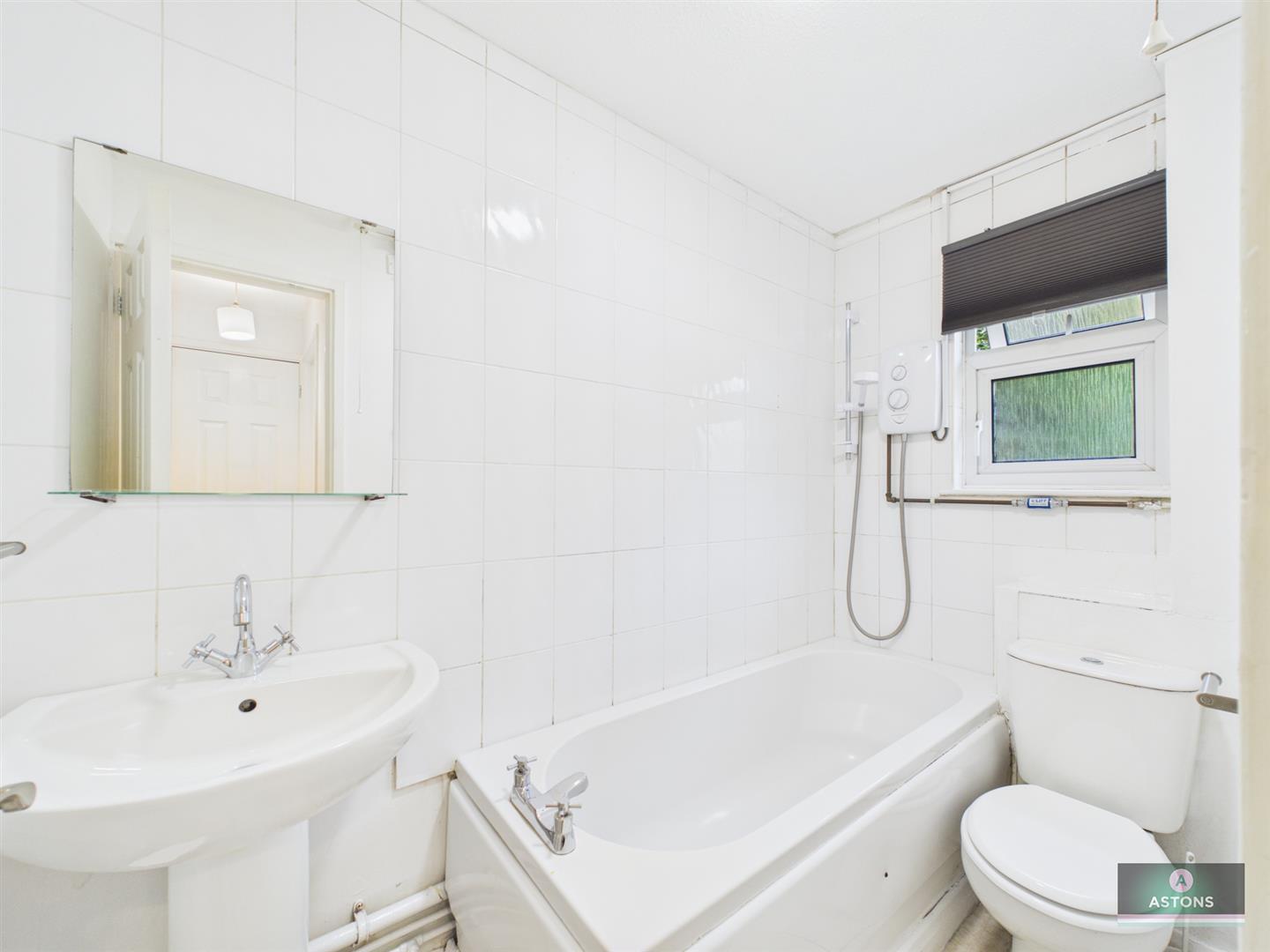 Lanercost Road, Southgate Image 4