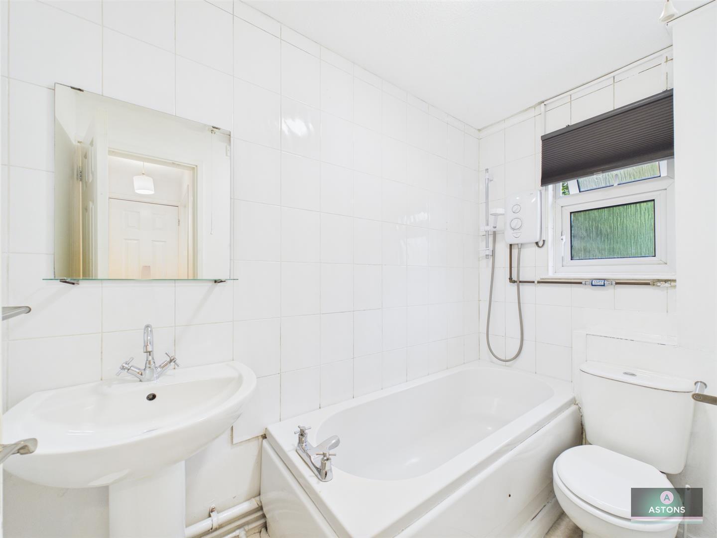 Lanercost Road, Southgate Image 6