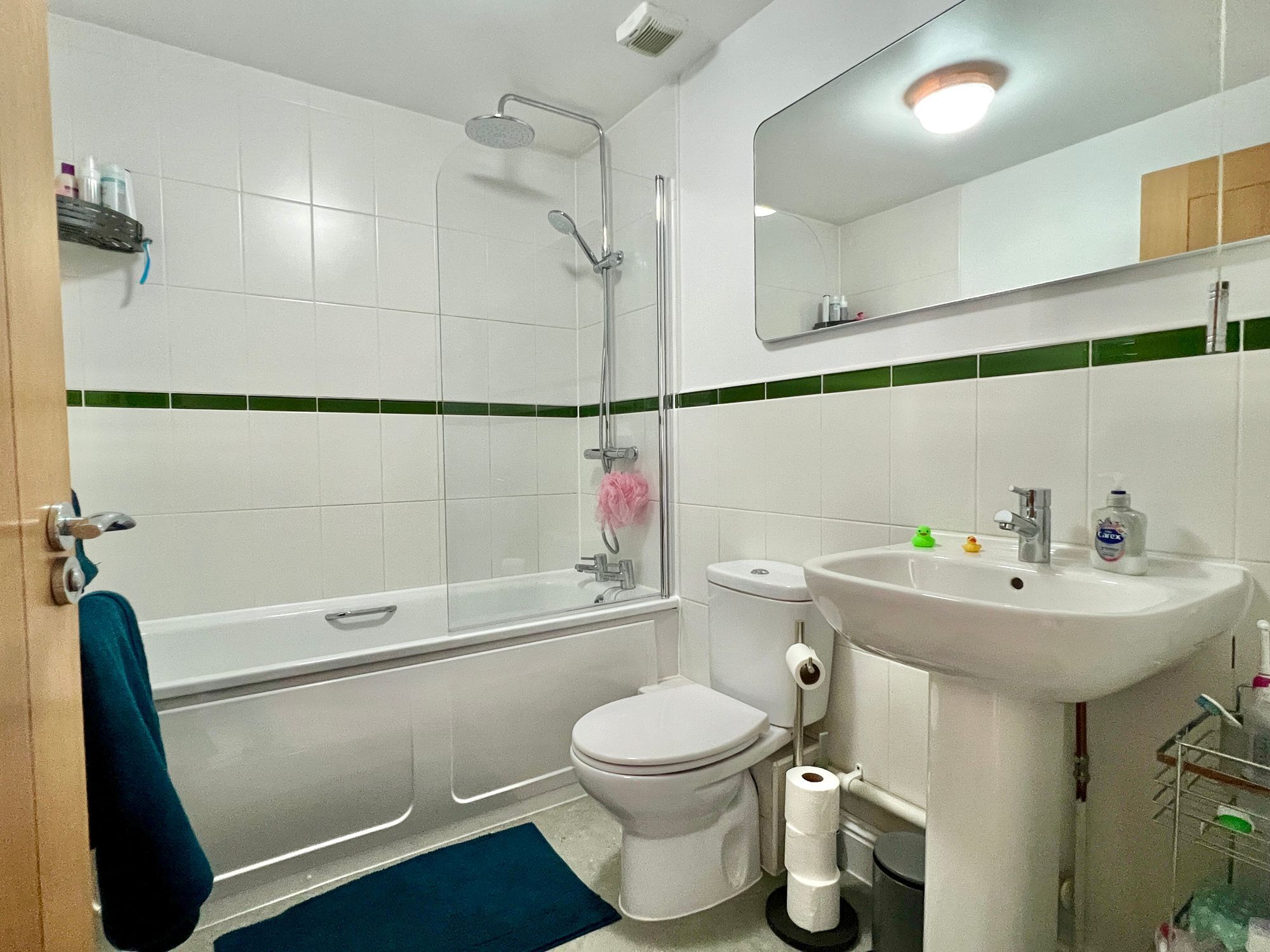 Monmouth Court, Bindon Road - NO onward chain! Image 14