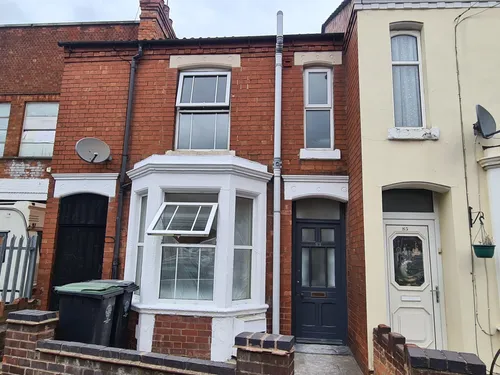 Newton Road, RUSHDENphoto