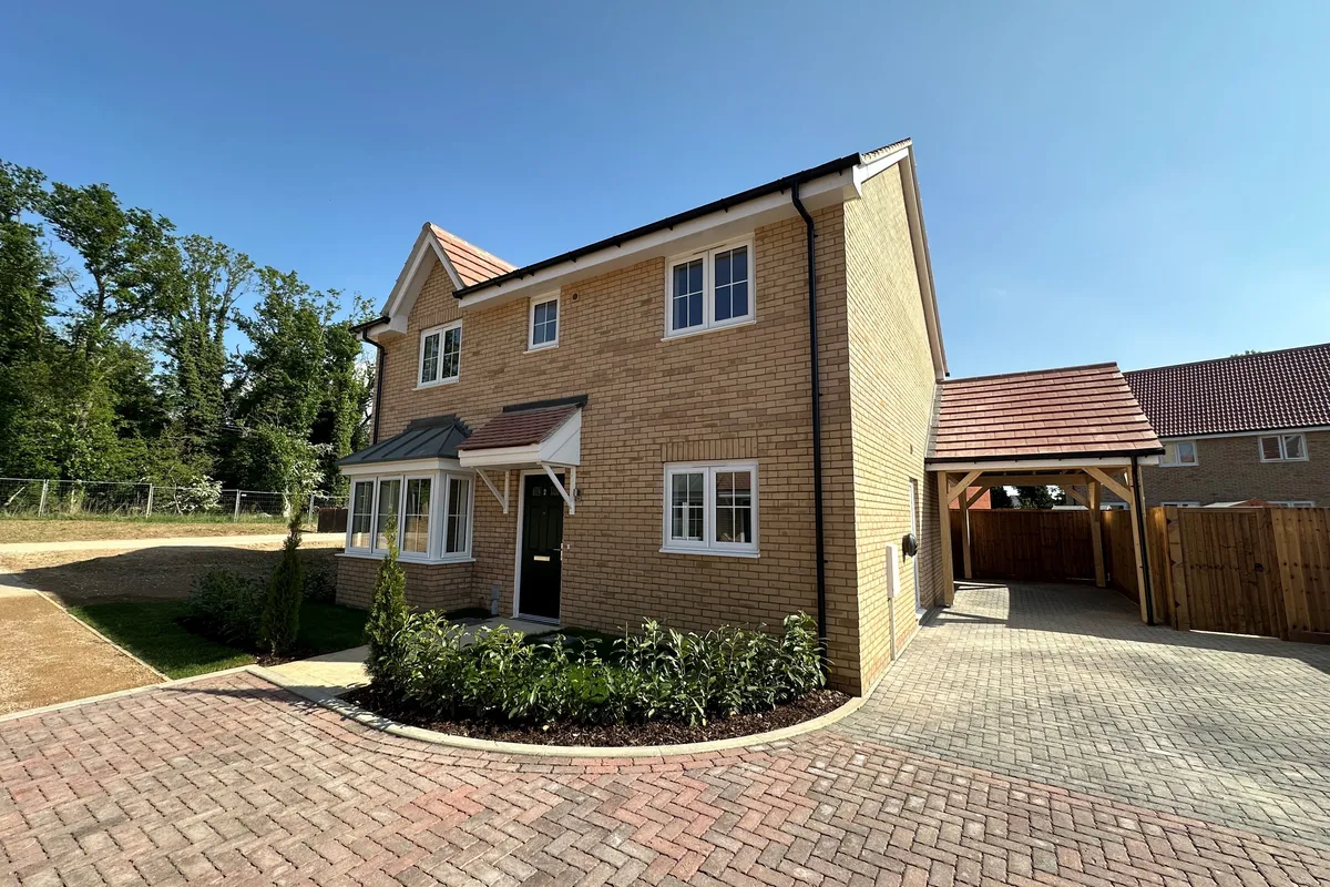 Strawberry Way, Red Lodge, BURY ST. EDMUNDS