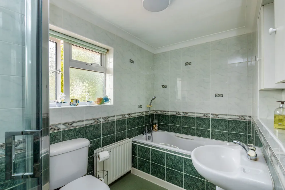 Gloucester Road, Painswick, Stroud, GL6 photo 17