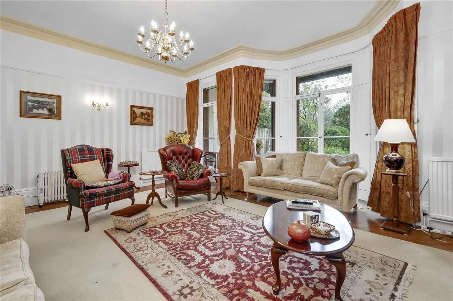 Perry Hill, Worplesdon, GU3 photo 17