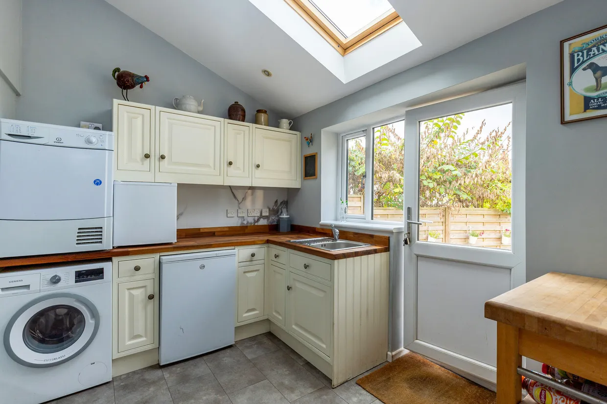 Gloucester Road, Painswick, Stroud, GL6 photo 18