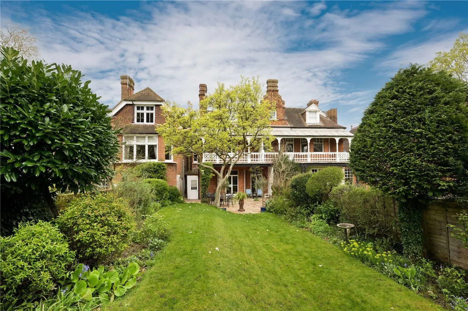 Perry Hill, Worplesdon, GU3 photo 22