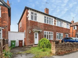 Nuthall Gardens, Nottingham photo