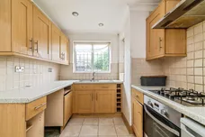 Nuthall Gardens, Nottingham
