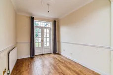 Nuthall Gardens, Nottingham