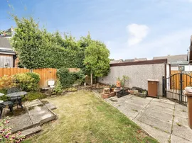 Bedford Close, Featherstone, Pontefract thumb 2