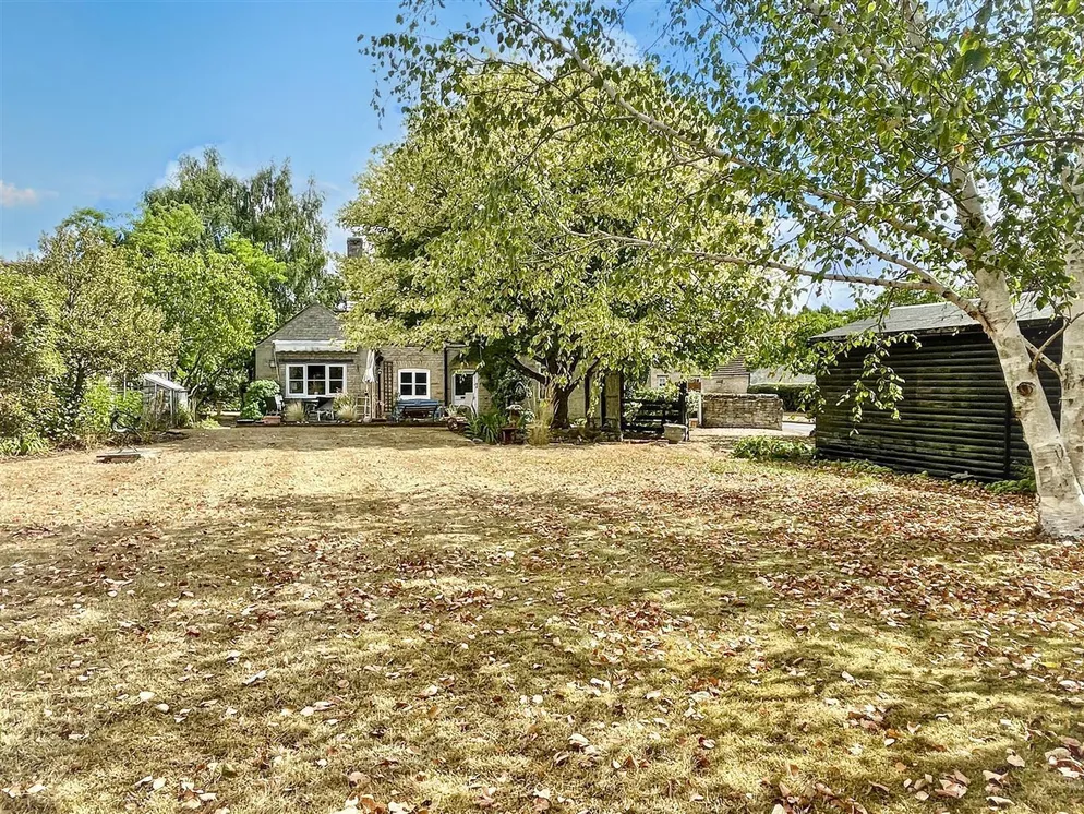 Property carousel item 21