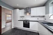 Broadwaters, Kingswood, Hull