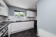 Broadwaters, Kingswood, Hull