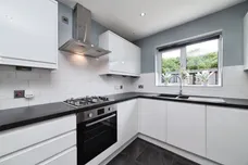 Broadwaters, Kingswood, Hull