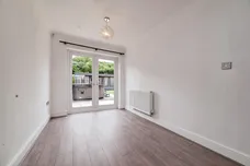 Broadwaters, Kingswood, Hull
