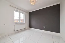 Broadwaters, Kingswood, Hull