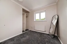 Broadwaters, Kingswood, Hull