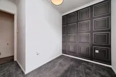 Broadwaters, Kingswood, Hull