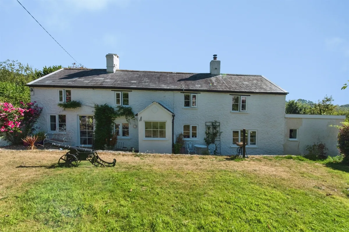 Harcombe, Lyme Regis