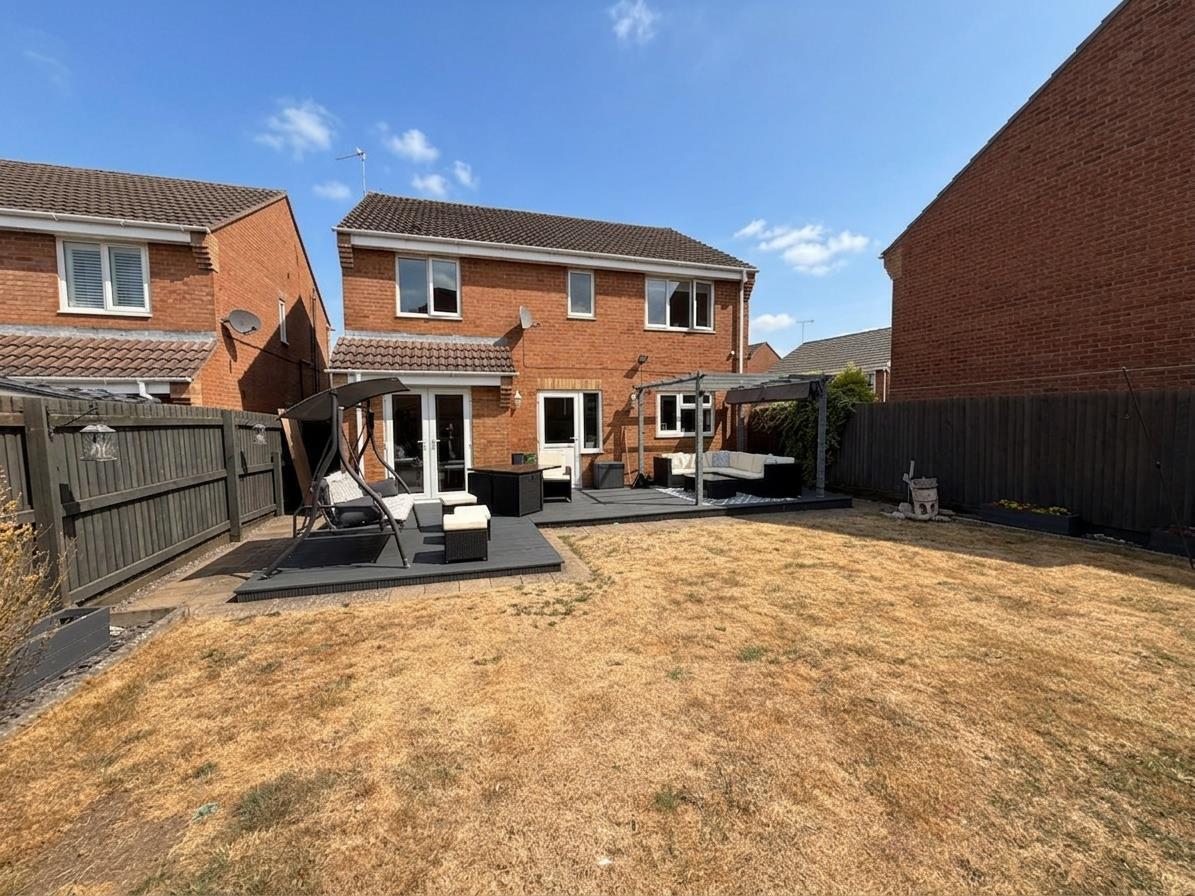 Glendower Close, Daventry Image 24