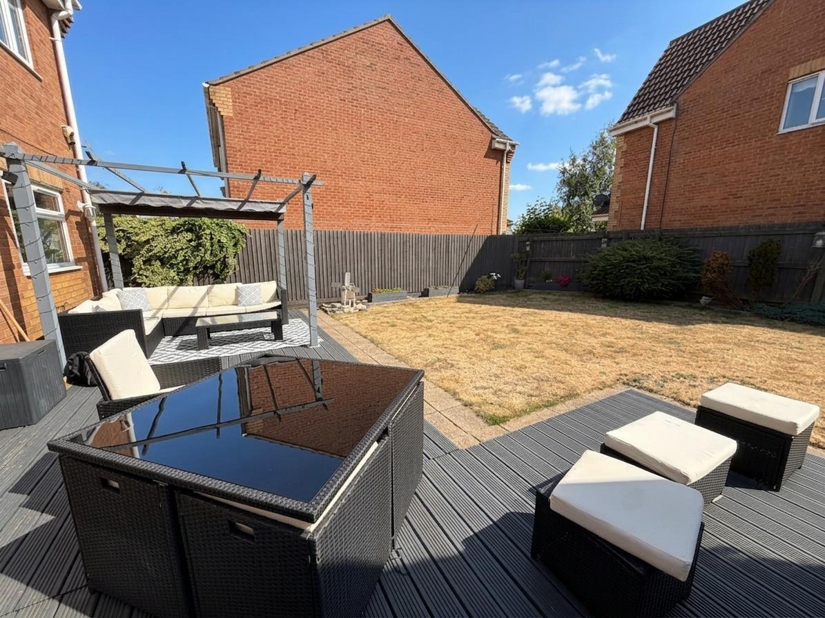 Glendower Close, Daventry Image 25