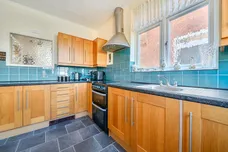Amberley Road, ENFIELD