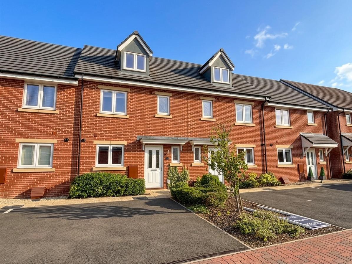 Whitby Close, Daventry Image 2