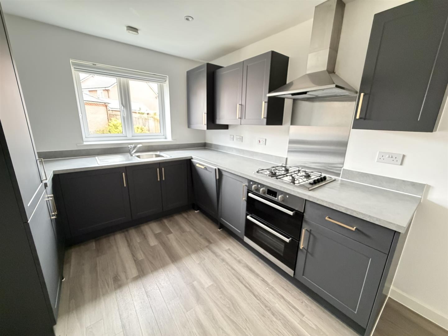 Whitby Close, Daventry Image 4