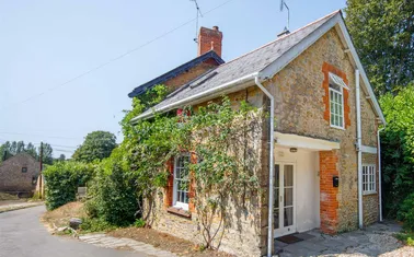 West Milton, Bridport