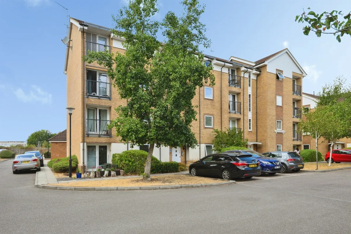 Chequers Field, Welwyn Garden City