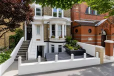 Altenburg Gardens, LONDON