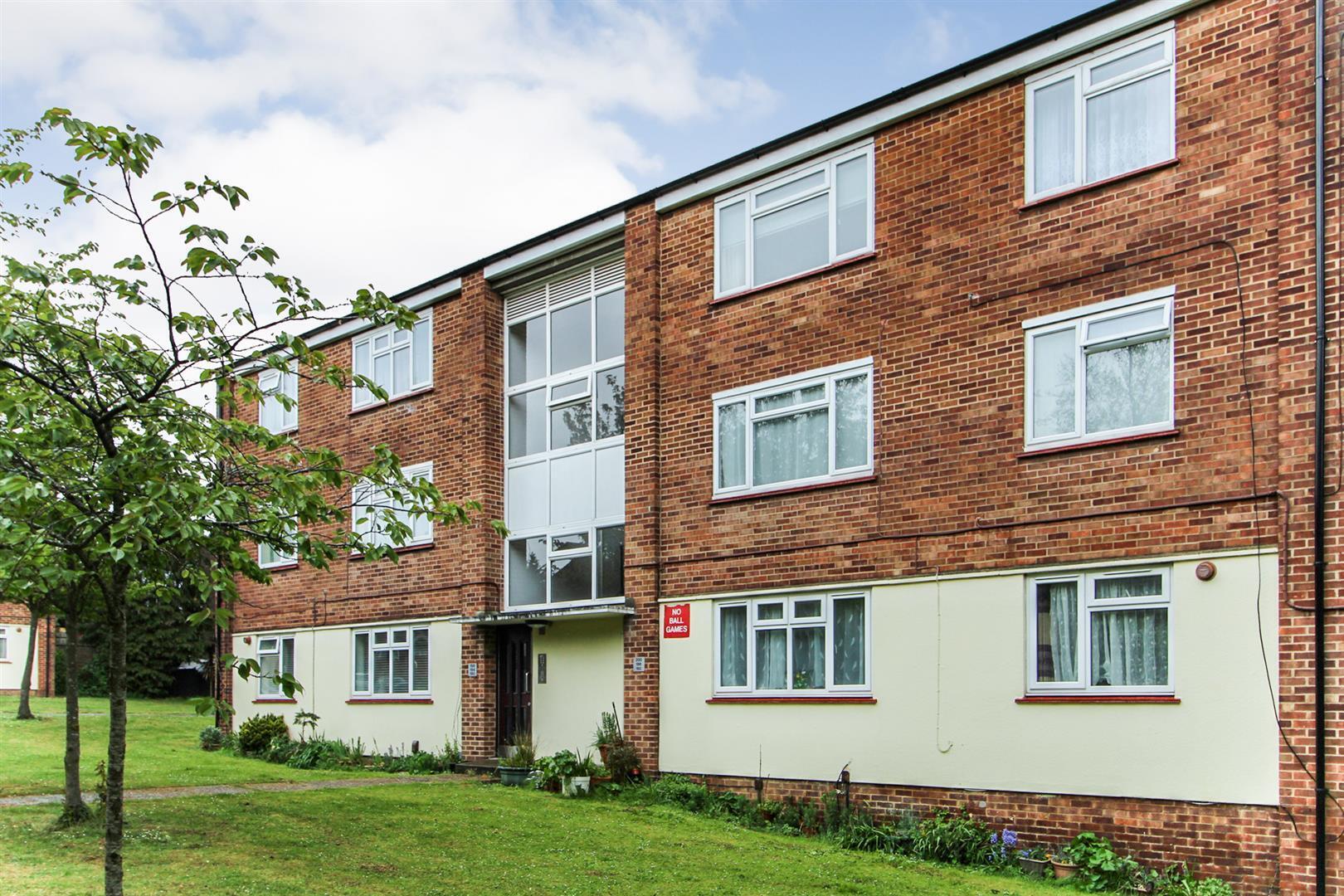 Weekes Drive, Cippenham Image 1