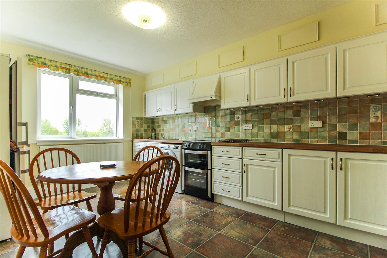 Weekes Drive, Cippenham Image 3