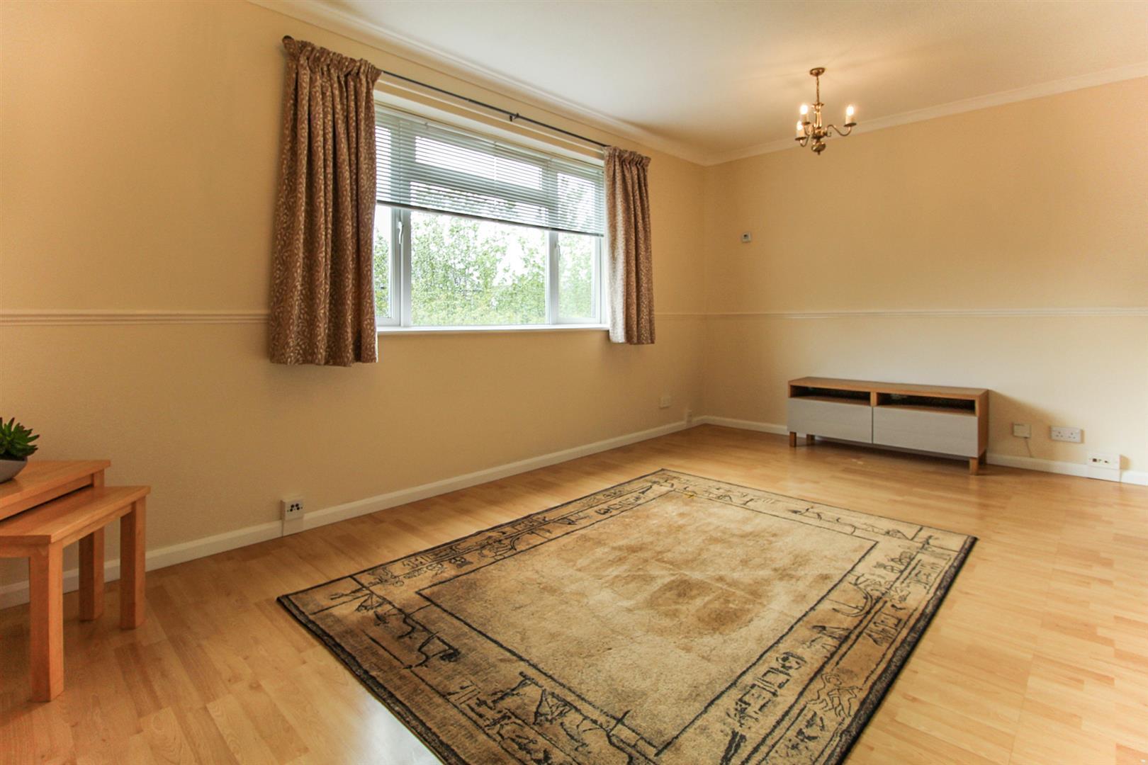 Weekes Drive, Cippenham Image 7