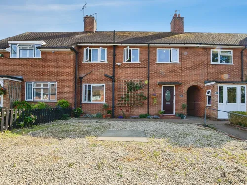 Chessbury Road, Cheshamphoto