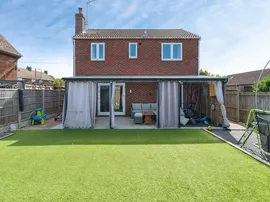 Perry Close, Haddenham, Ely photo