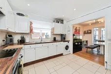 Perry Close, Haddenham, Ely
