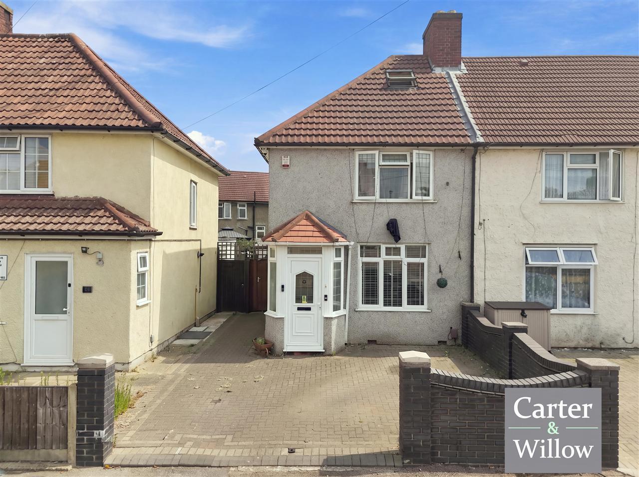 Highgrove Road, Essex Image 1