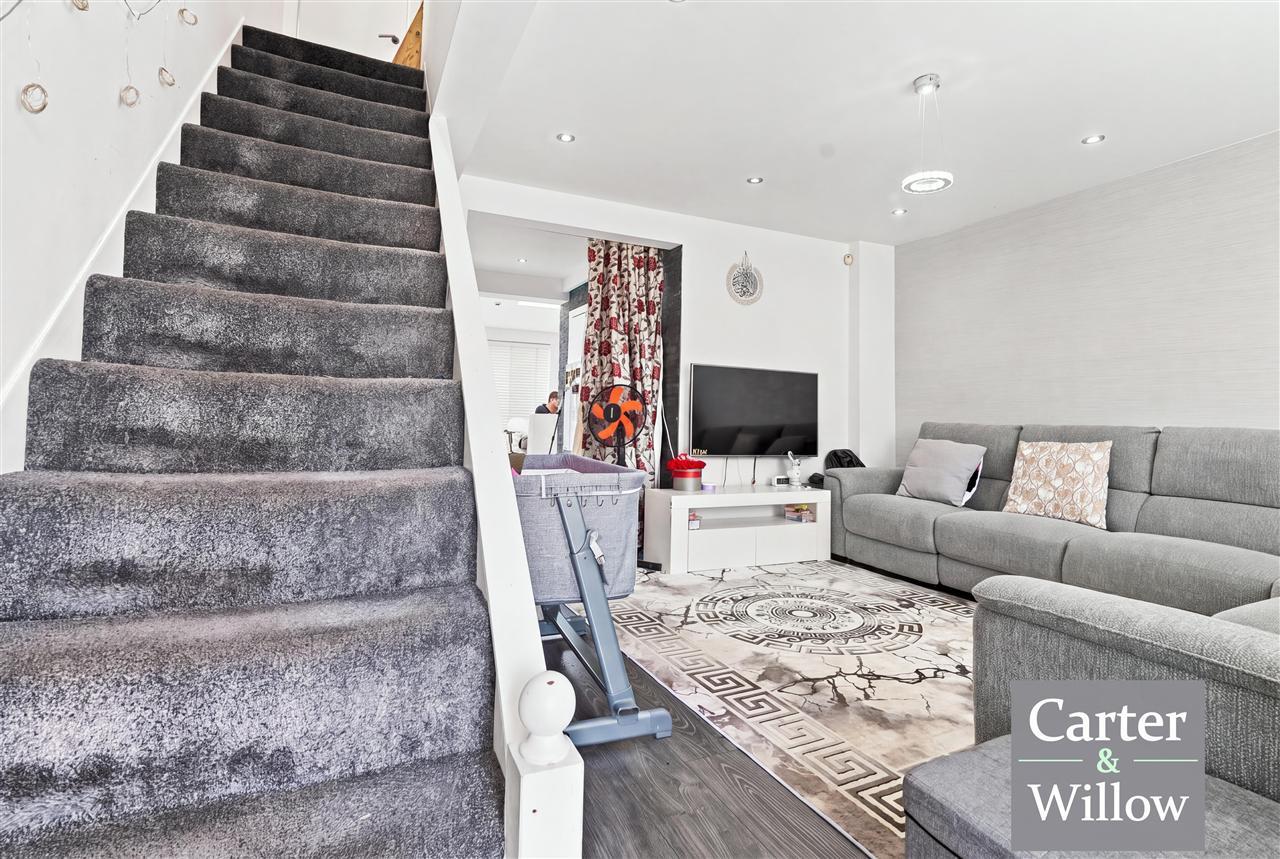 Highgrove Road, Essex Image 3