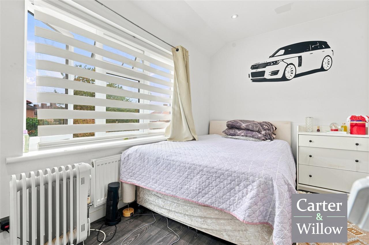 Highgrove Road, Essex Image 13